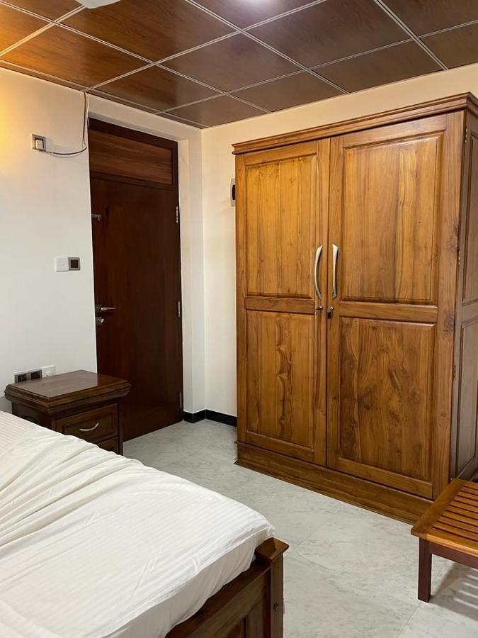 Blue Ocean Residence Induruwa Bagian luar foto