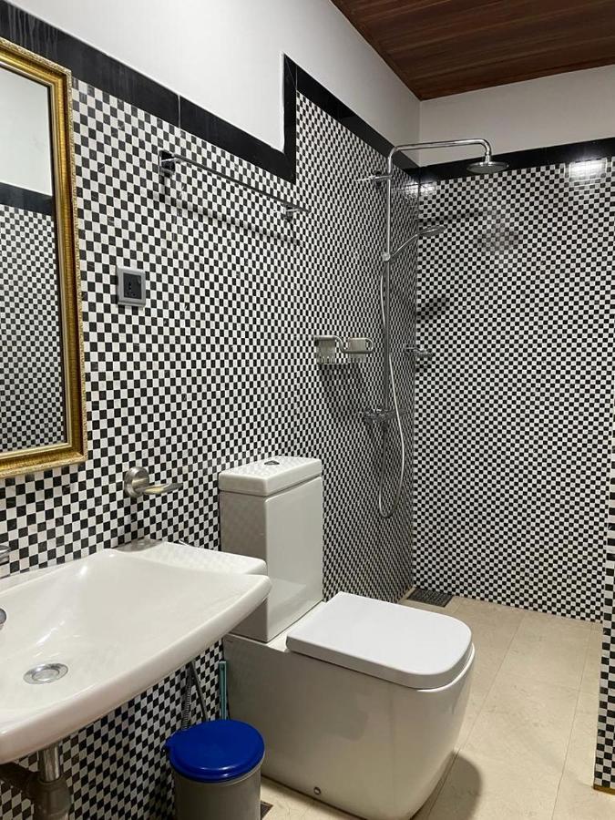 Blue Ocean Residence Induruwa Bagian luar foto